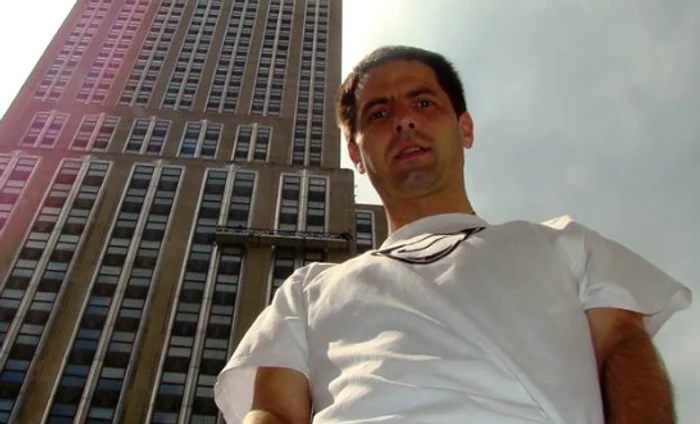 
    Dan Negru (44 de ani) a vorbit la telefon cu Vadim Tudor cu numai o seară înainte ca acesta să fie internatfoto: Arhiva Personală  