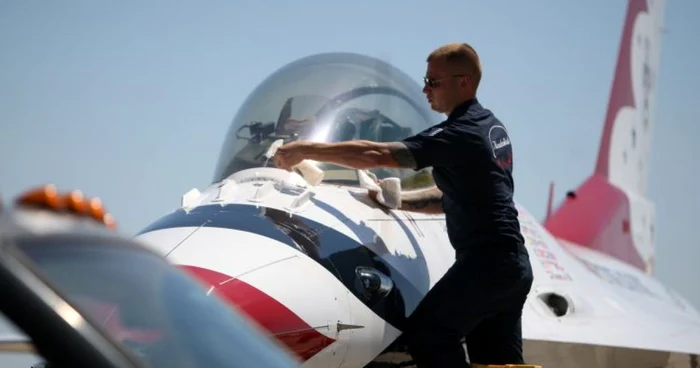 „Thunderbirds“ şi-au făcut o intrare, demnă de trupele de elită