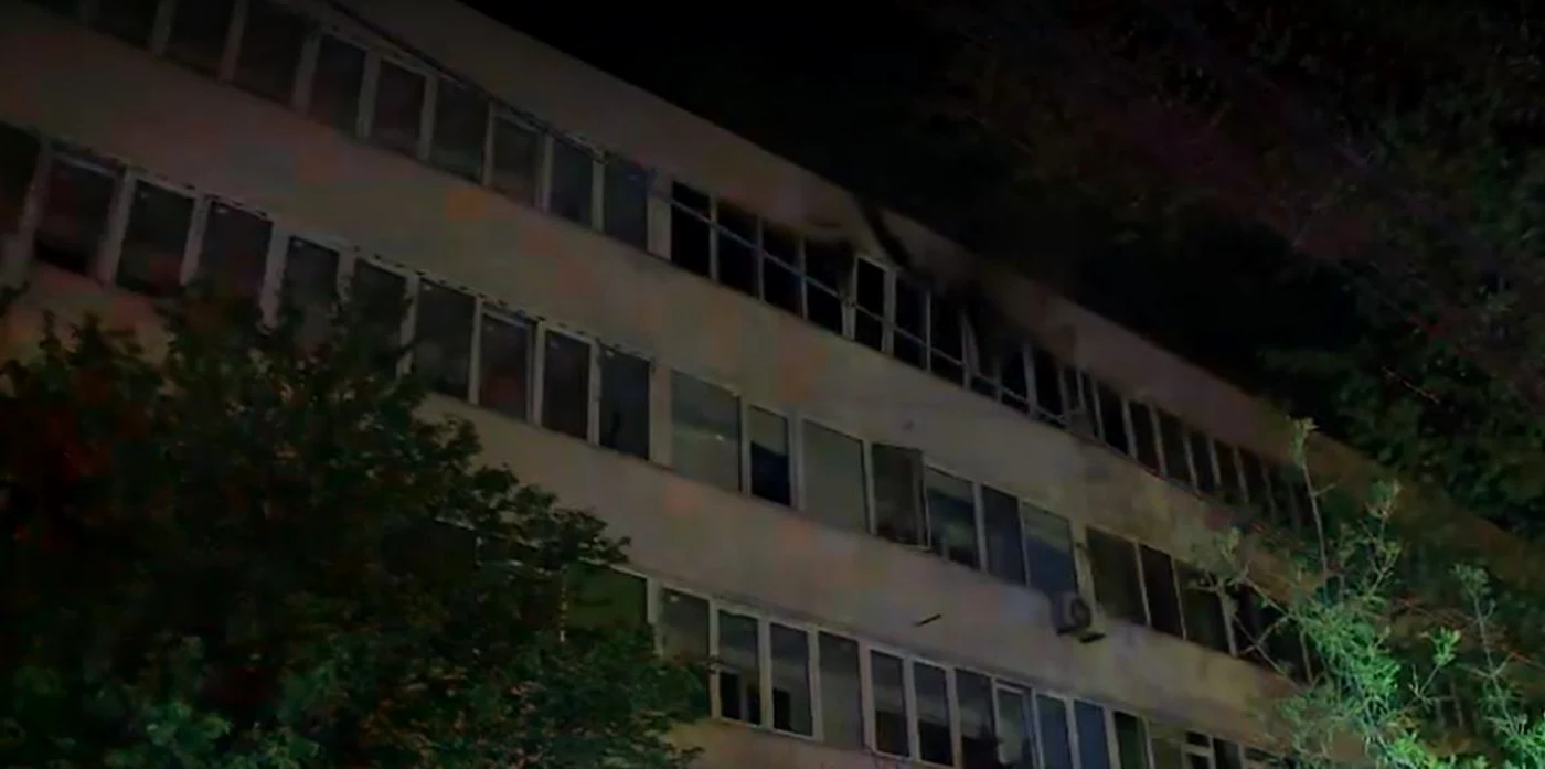 Miercuri seară a avut loc o nouă explozie într-un bloc din Capitală / Captură: PRO TV