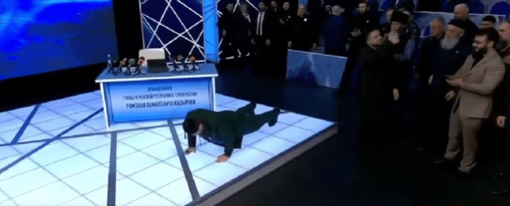Kadîrov, ridicol la TV: cum știe să facă flotări. „Mulți sperau că va face un atac de cord” VIDEO