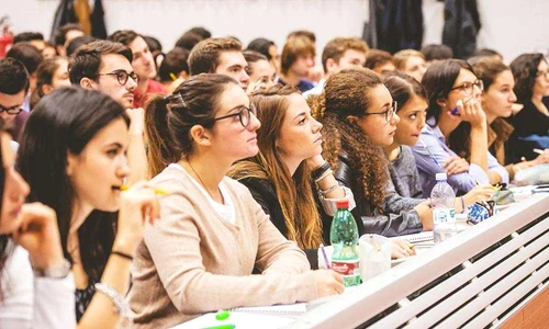 1 student din 3 renunţă la facultate pentru că a ales greșit jpg