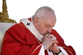 Papa Francisc ingenuncheat de problemele de sanatate (1) jpg