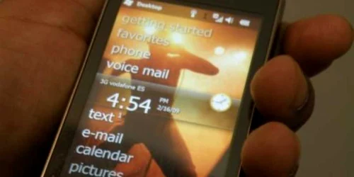 Aparatul Windows Phone a fost calificat drept ”impresionant”
