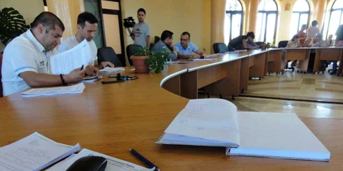 Noua tabletă electronică va înlocui în curând definitiv vechiul teanc de documente