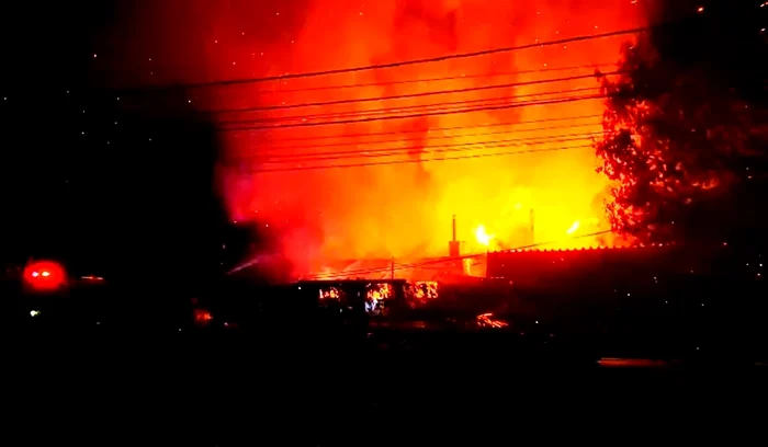 Un bărbat de 65 de ani și-a pierdut viața într-un incendiu devastator.