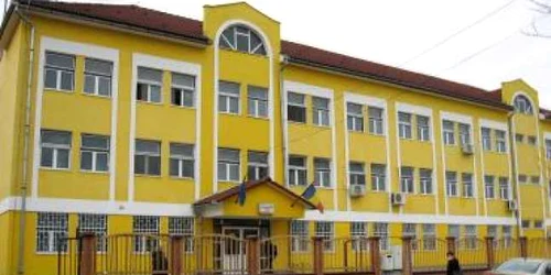 Bistriţa: UPDATE: Pagube de 2500 lei la Centrul de transfuzii