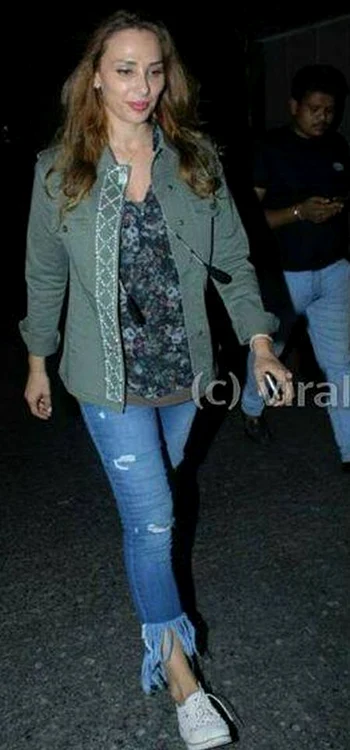 Iulia Vântur nu a fost aşteptată de nimeni la aeroport