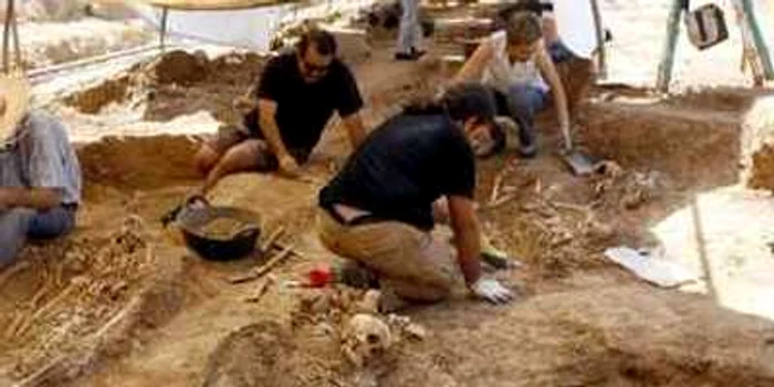 Arheologi, în cimitirul din San Rafael (Malaga)