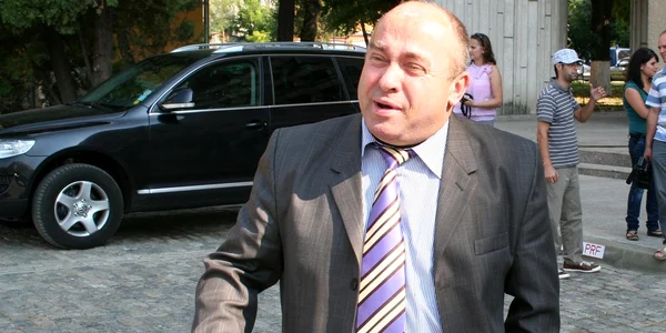 Deputatul PDL Stelică Iacob Strugaru este acuzat de conflict de interese 