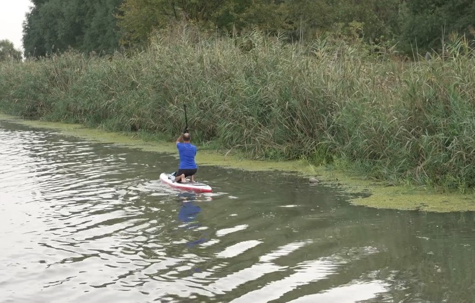 Din Serbia, la Timișoara, cu placa de surf. Performanță inedită la deschiderea graniței pe apă VIDEO FOTO