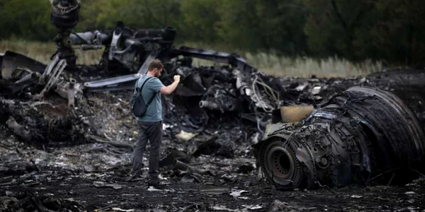 Ucraina. Avion prabusit Boeing 777 - Malaezia Airlines FOTO Reuters 