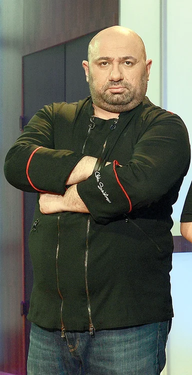 2016 Cătălin Scărlătescu  a topit 20 kg cu  fructe şi salate
