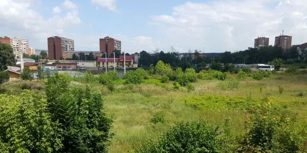 teren fotbal hunedoara
