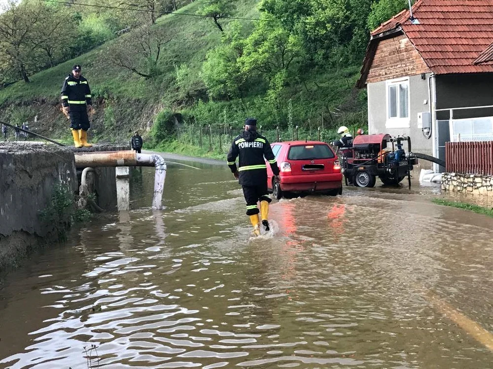 
    Inundații în județul Timiș Foto: ISU Timiș  