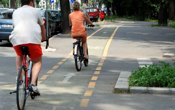 Arad: SONDAJ / Arădenii preferă bicicletele în loc de maşini