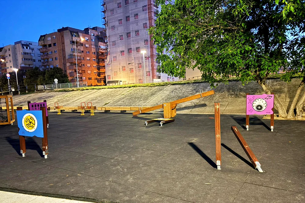 Loc de joacă vandalizat FOTO: Primăria Satu Mare