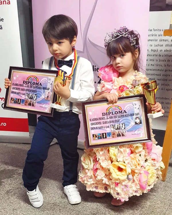 Fetița Sânzianei Buruiană a câștigat primul ei concurs de Miss, la 3 anișori