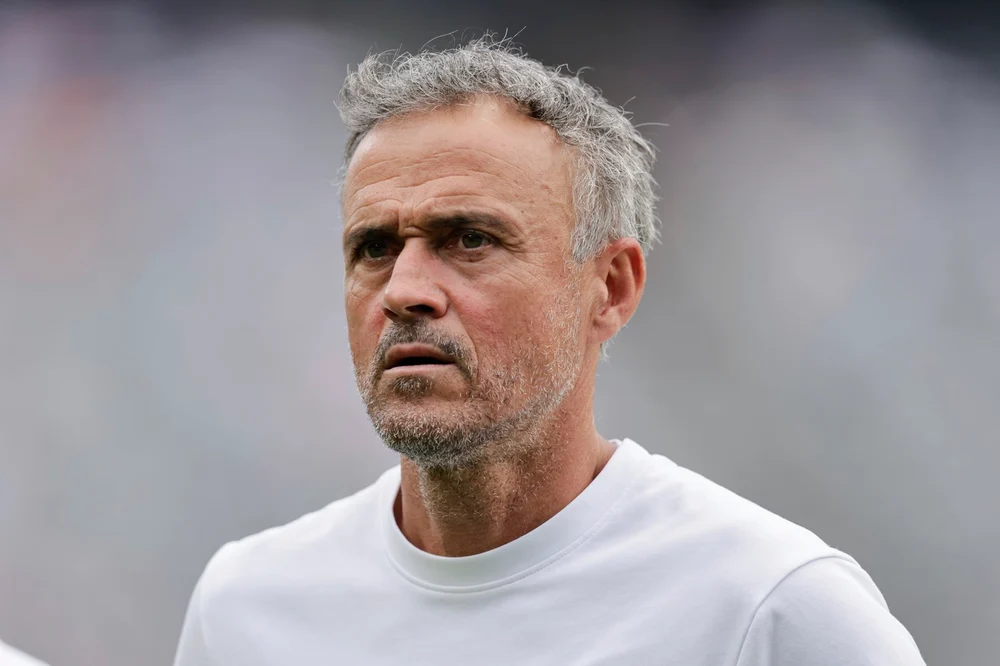 Luis Enrique, operat de urgență, în urma unui accident. Unde se afla tehnicianul celor de la PSG