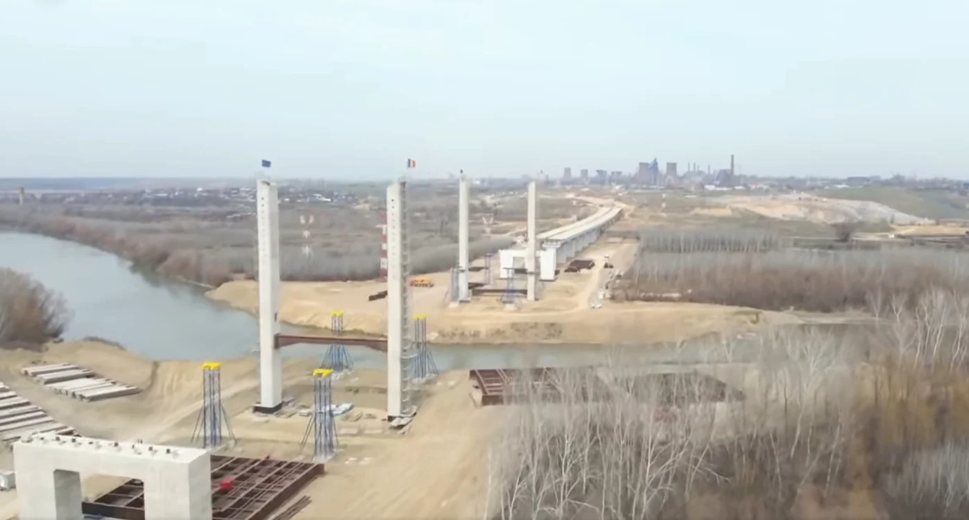 Podul hobanat peste râul Siret Foto: Captură video Sorin Grindeanu/FB