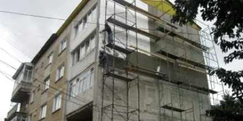 Neamţ: Reguli noi pentru izolarea blocurilor-Revista presei locale