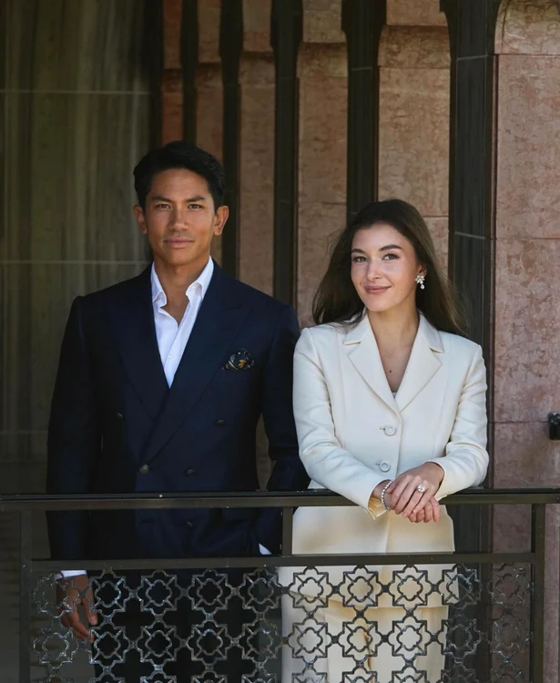 Prințul Abdul și logodnica PNG