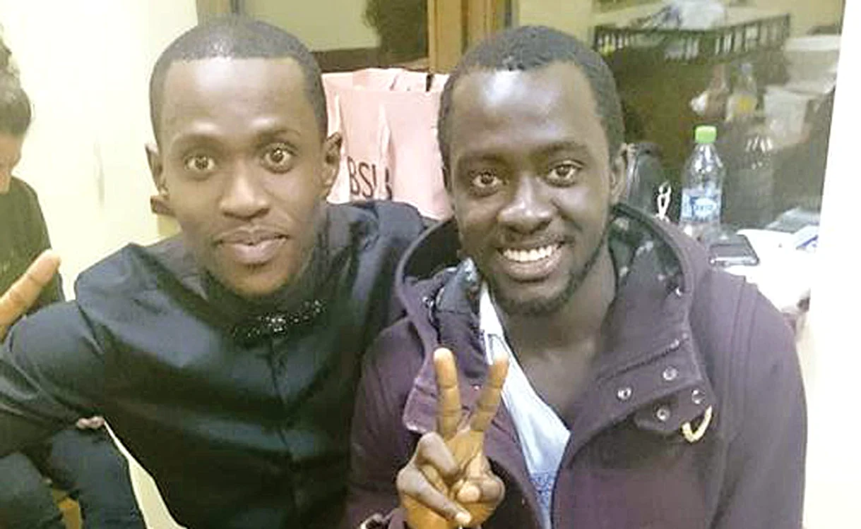 Ivorianul Michel Kotcha şi nigerianul Tobi Ibitoye se duelează în finala show-ului «Vocea României»
