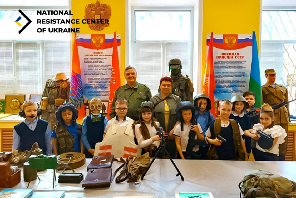 Rușii introduc practici sovietice în teritoriile ocupate din Ucraina/FOTO:X