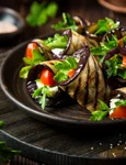 Rulori de vinete cu feta  Sursa foto shutterstock 645435520 (1) jpg