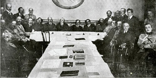 Alexandru Marghiloman și membrii Sfatului Țării, 27 martie 1918 (© Colecția „Fotografii”, Muzeul Militar Național „Regele Ferdinand I”)