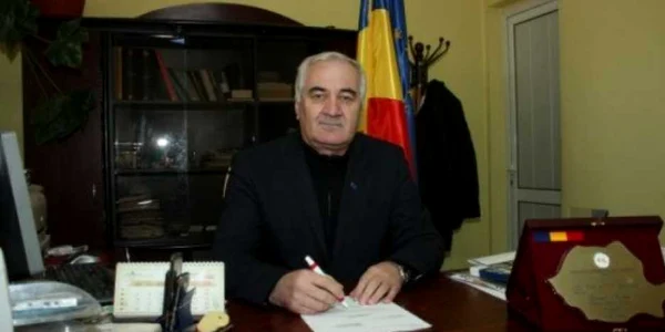 Primarul ora;ului Filiaşi a fost trimis în judecată pentru fapte de corupţie 