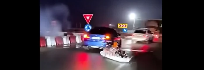 A făcut drifturi cu sicriul legat de mașină Foto: Captură Video Youtube