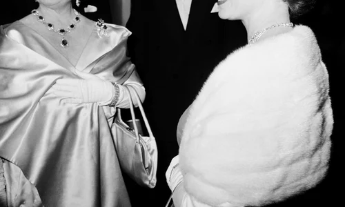 3 regina elisabeta si mama ei gettyimages 498501055 jpg jpeg