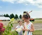 Gemma, în vizită la o livadă de meri