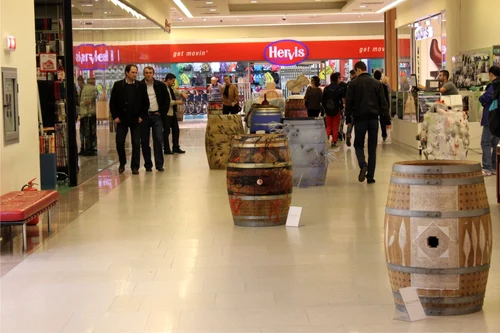 Barrique Art la Iuliu Mall din Timişoara