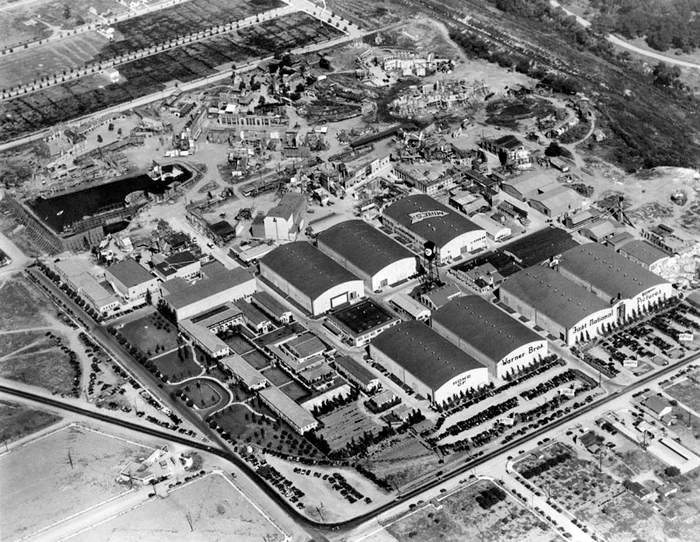 Studiourile Warner Bros.,  1929