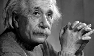 Un manuscris al lui Albert Einstein în care calcula teoria relativităţii a fost vândut la licitaţie pentru o sumă record jpeg