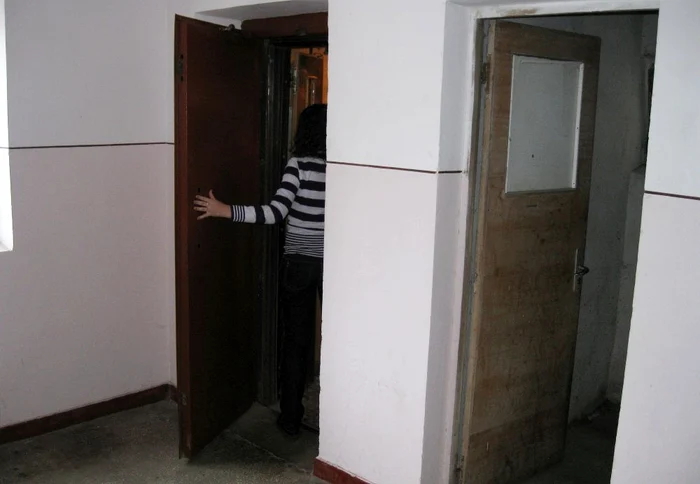 Jumătate din ascensoarele Buzăului au ieşit de mult din garanţie