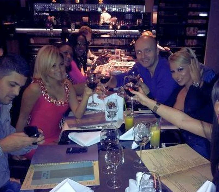 Costi Ioniţă şi Roxana Răducu, împreună la ziua lui Kat DeLuna.