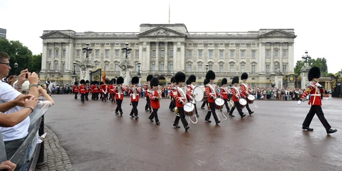 palatul buckingham londra reuters