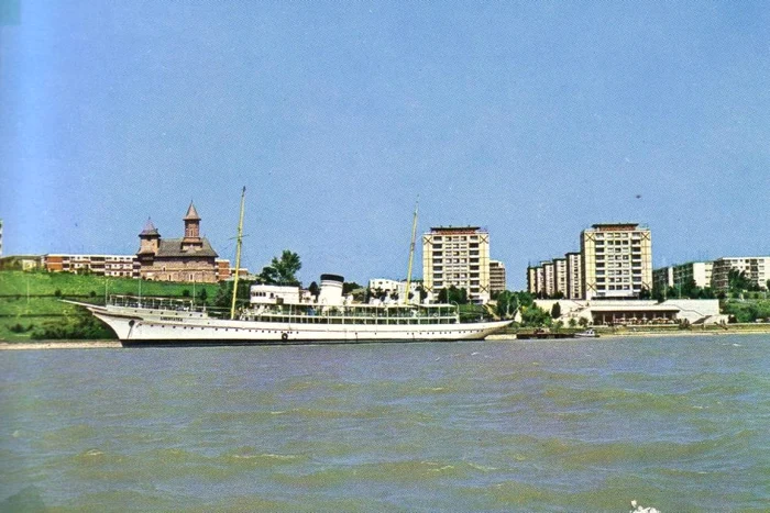 Vasul Libertatea, în 1980 la Galați FOTO: Arhivă, Biblioteca V. A Urechia