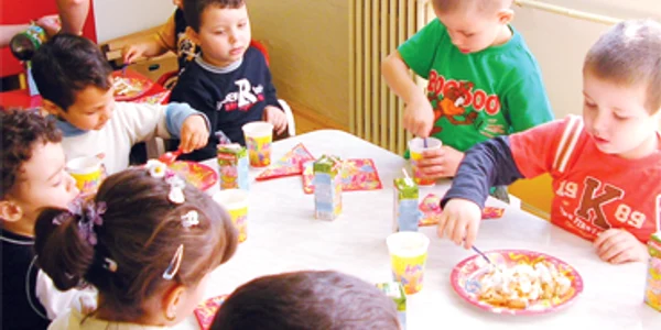Locuri doar în grădiniţele private