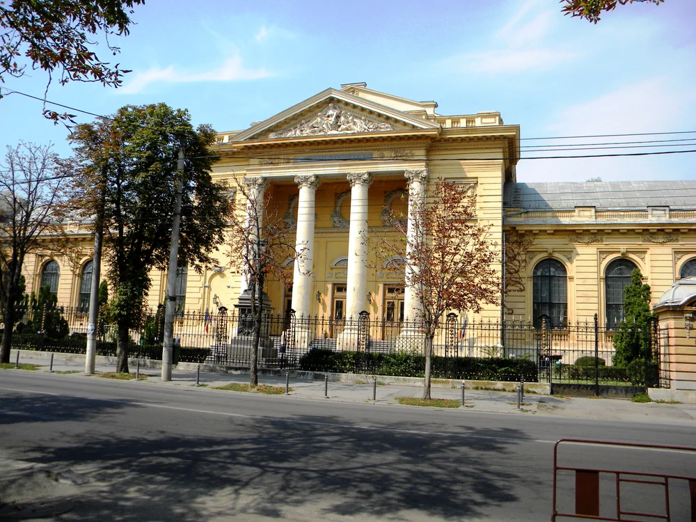 Universitatea Carol Davila din Bucureşti suspendă cursurilefoto: Arhivă