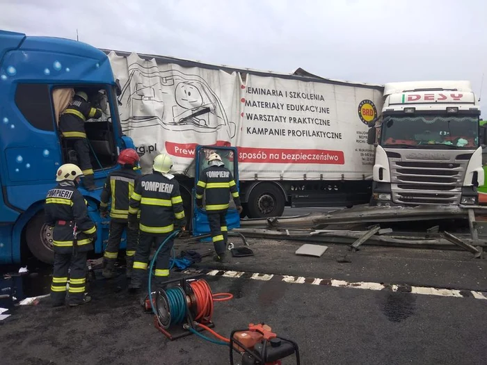 Accidentul a avut loc pe A1 FOTO: ISU Arad