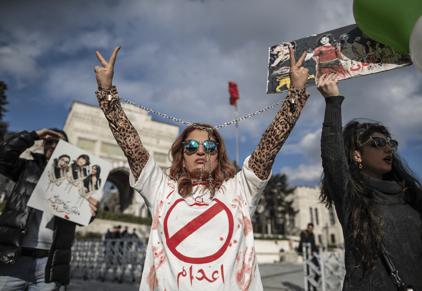 „Sabotori” având legături cu țări europene, arestați în Iran. Printre ei, șeful unei agenții de presă