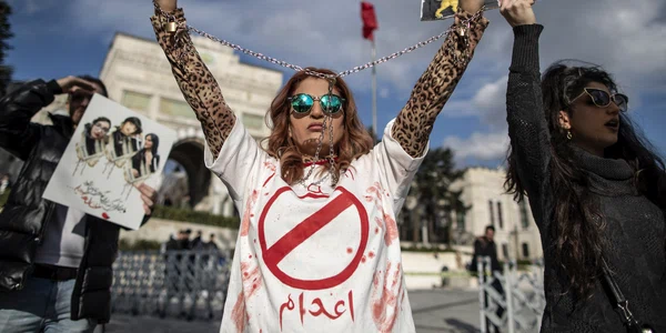 Protest in Turcia fata de represiunea din Iran FOTO EPA EFE jpg