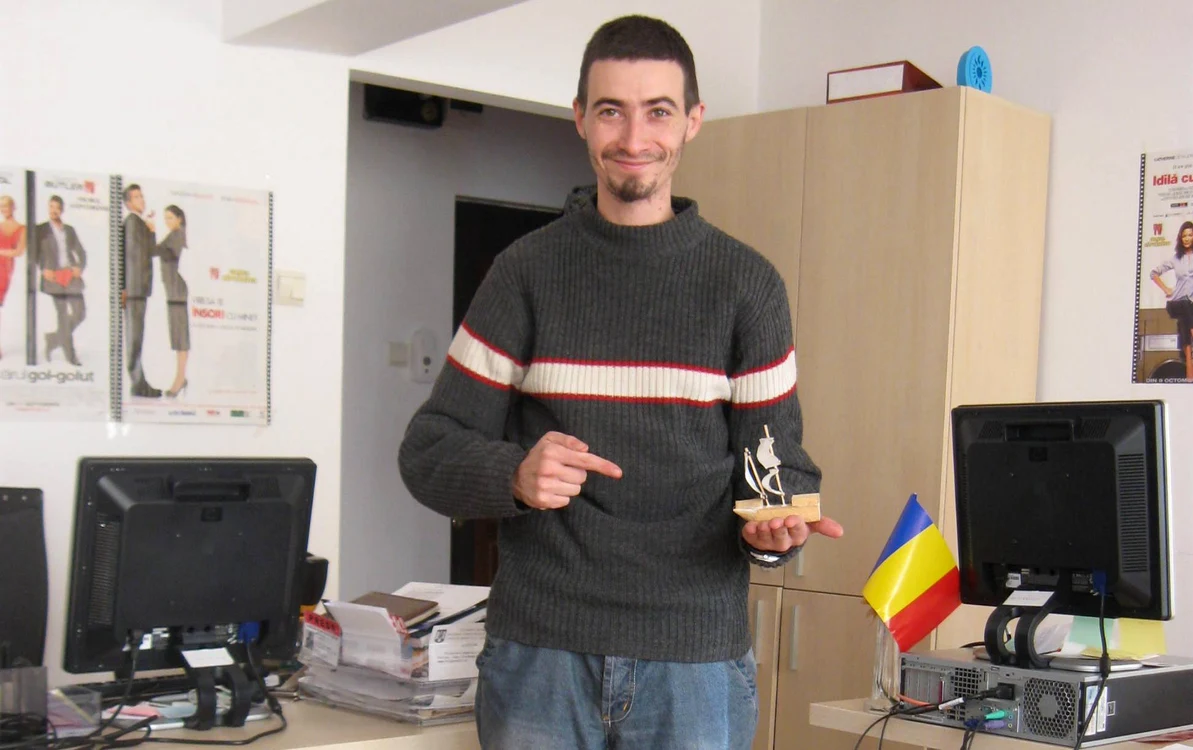 Râmnicu Vâlcea: Adi Stroescu, pasionat de barcute în miniatură