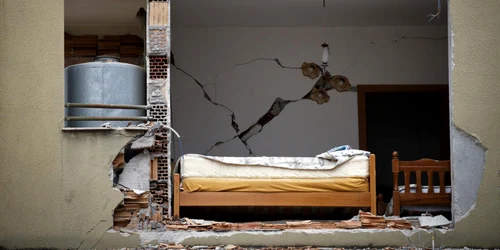 Cladire afectata de cutremur in Albania FOTO EPA-EFE