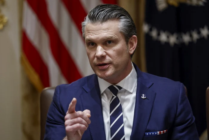 Secretarul de război Pete Hegseth la o ședintă de cabinet la Casa Albă FOTO EPA-EFE