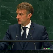 macron jpg