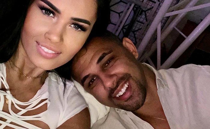 Oana și Alex s-au distrat în vacanță